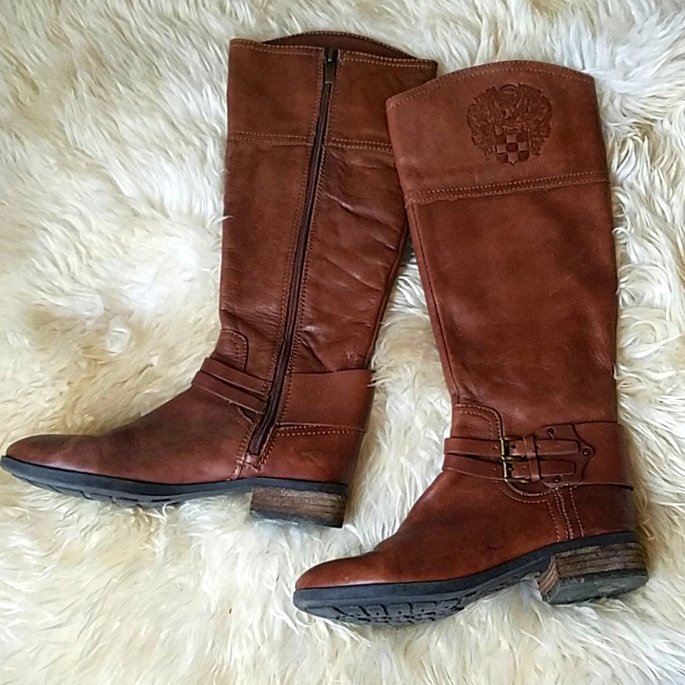 Vince Camuto boots riding style. Leather Red Brown